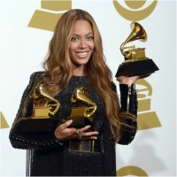 Кой грабна тазгодишните Grammy?